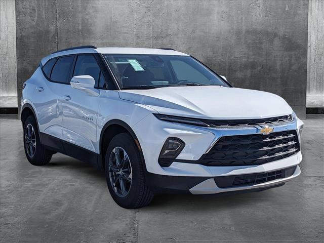 new 2025 Chevrolet Blazer car, priced at $35,138