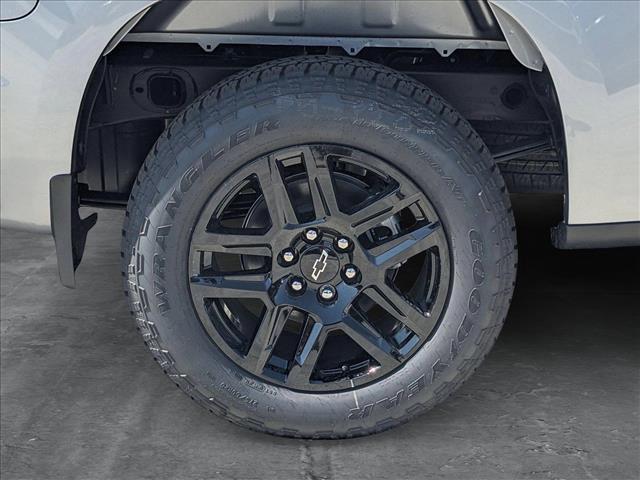 new 2025 Chevrolet Silverado 1500 car, priced at $37,680