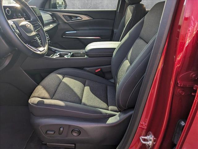 used 2025 Chevrolet Traverse car, priced at $40,991