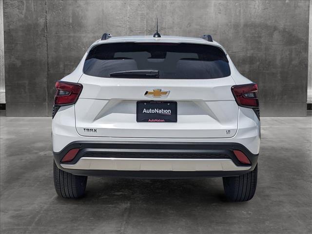 new 2025 Chevrolet Trax car, priced at $23,499