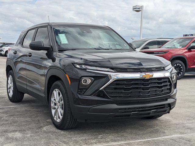 new 2025 Chevrolet TrailBlazer car, priced at $24,329