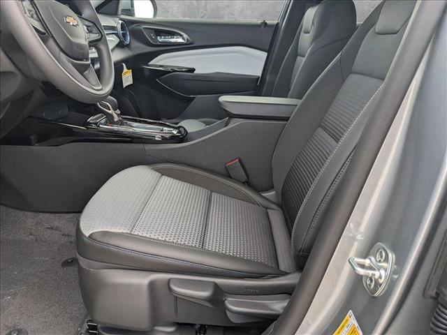 new 2025 Chevrolet Trax car, priced at $22,565