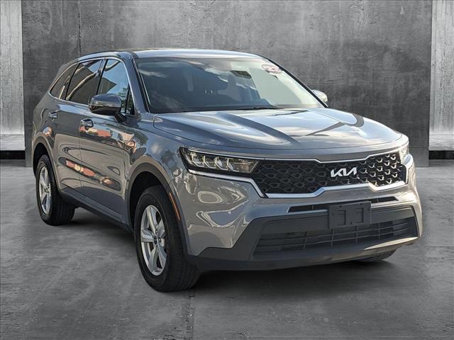 used 2022 Kia Sorento car, priced at $22,658