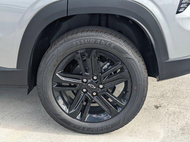 new 2025 Chevrolet Trax car, priced at $24,000