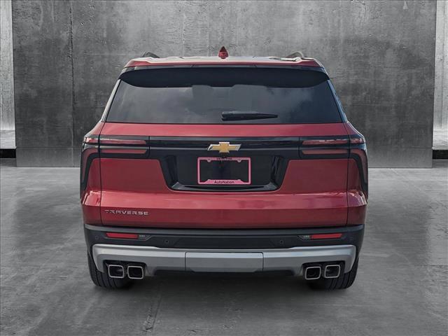 used 2025 Chevrolet Traverse car, priced at $39,998
