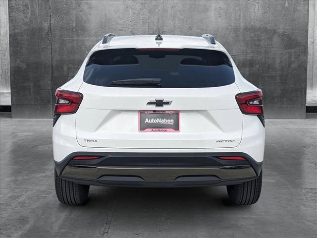 new 2025 Chevrolet Trax car, priced at $25,575