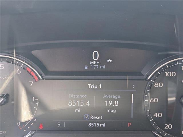 used 2024 Cadillac XT6 car, priced at $41,991