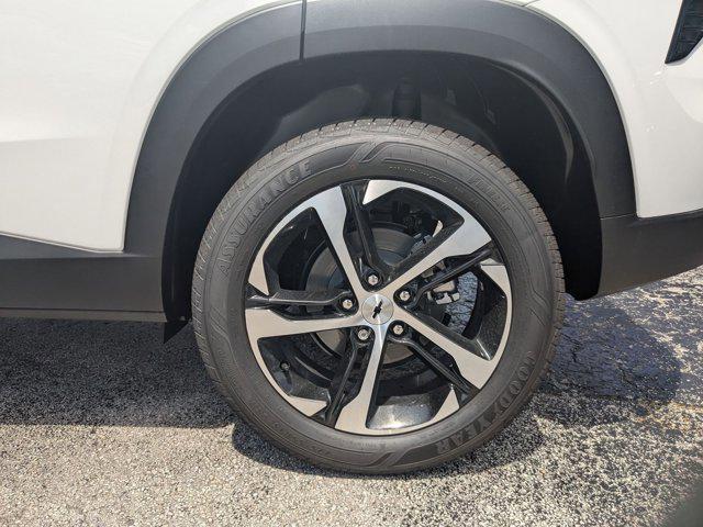 new 2025 Chevrolet Trax car, priced at $21,302