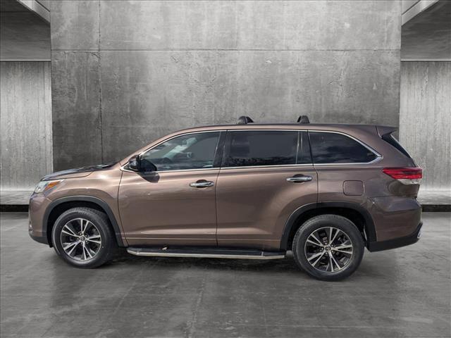 used 2018 Toyota Highlander car, priced at $22,491