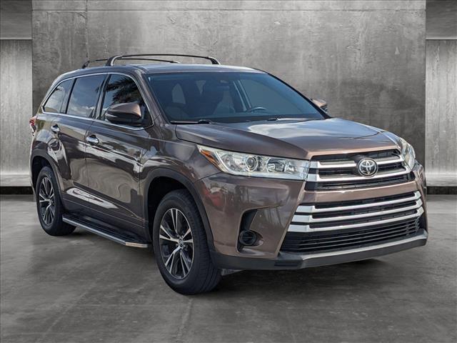 used 2018 Toyota Highlander car, priced at $22,491