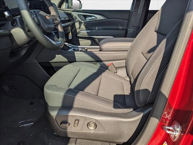 new 2026 Chevrolet Traverse car, priced at $42,095