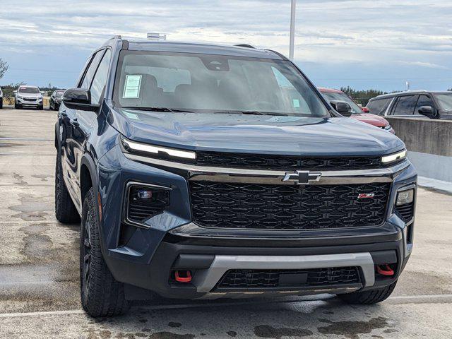 new 2025 Chevrolet Traverse car, priced at $47,552