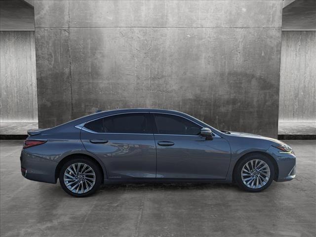 used 2019 Lexus ES 300h car, priced at $25,591