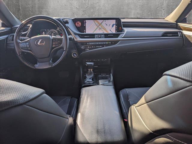 used 2019 Lexus ES 300h car, priced at $25,591