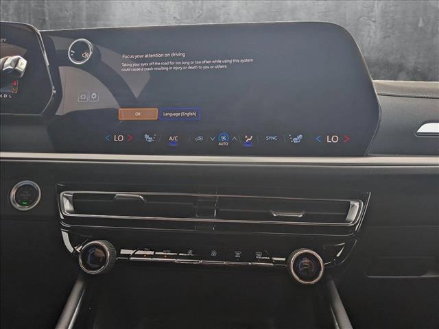 new 2025 Chevrolet Traverse car, priced at $40,223