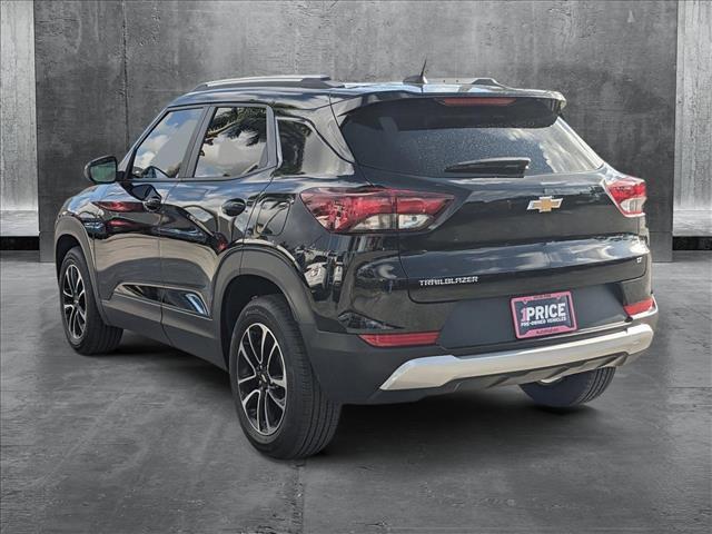 used 2025 Chevrolet TrailBlazer car, priced at $23,426