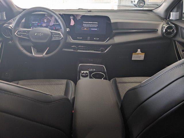 new 2026 Chevrolet Equinox car, priced at $31,930