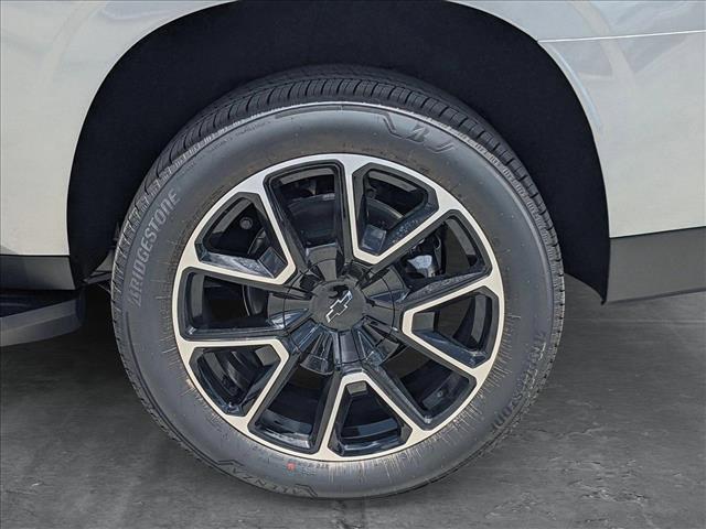 new 2025 Chevrolet Suburban car, priced at $72,195