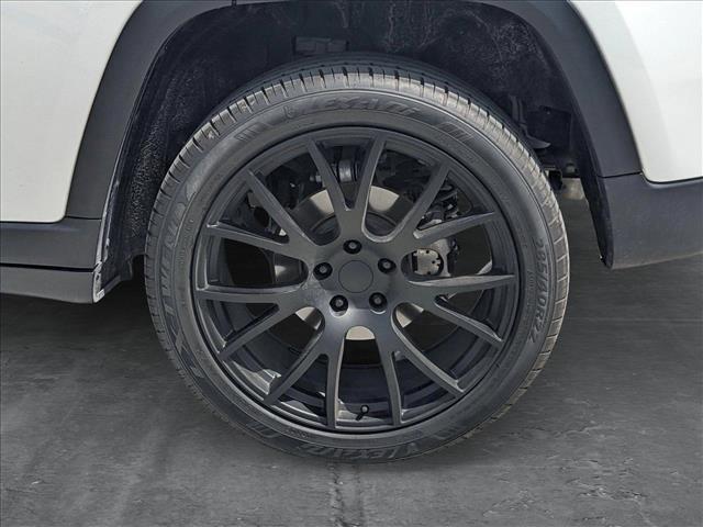 used 2023 Jeep Grand Cherokee car, priced at $26,291
