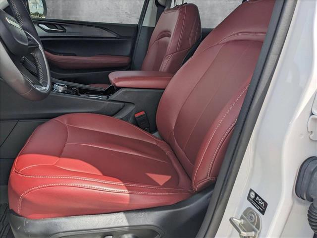 used 2023 Jeep Grand Cherokee car, priced at $26,291