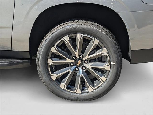 new 2025 Chevrolet Suburban car, priced at $74,991