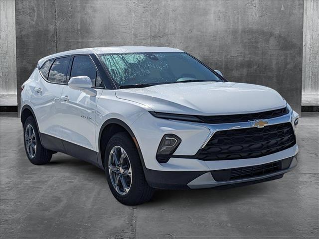 new 2025 Chevrolet Blazer car, priced at $28,991