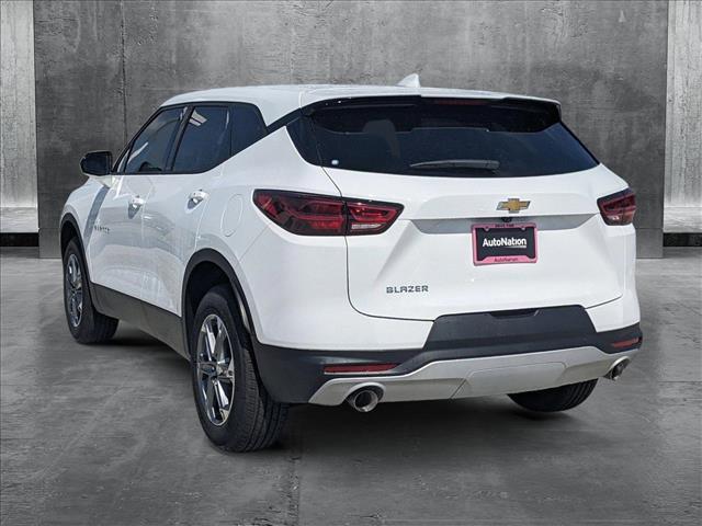 new 2025 Chevrolet Blazer car, priced at $28,991