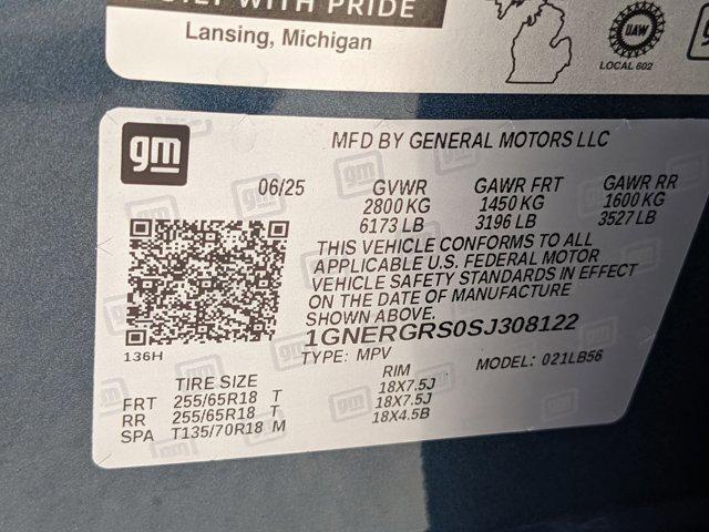 new 2025 Chevrolet Traverse car, priced at $40,637
