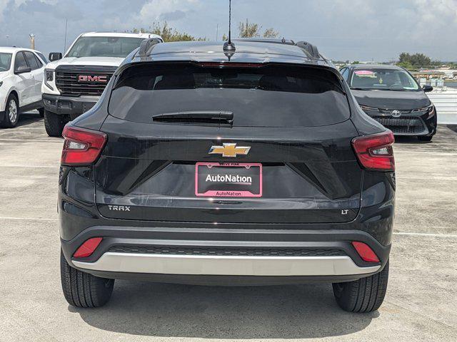new 2025 Chevrolet Trax car, priced at $22,323