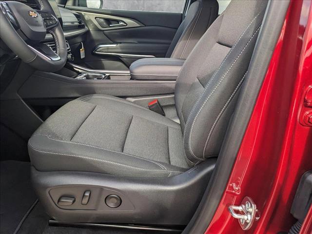 new 2025 Chevrolet Traverse car, priced at $40,673