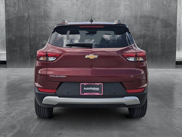 new 2025 Chevrolet TrailBlazer car, priced at $27,821