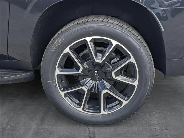 new 2025 Chevrolet Suburban car, priced at $69,132