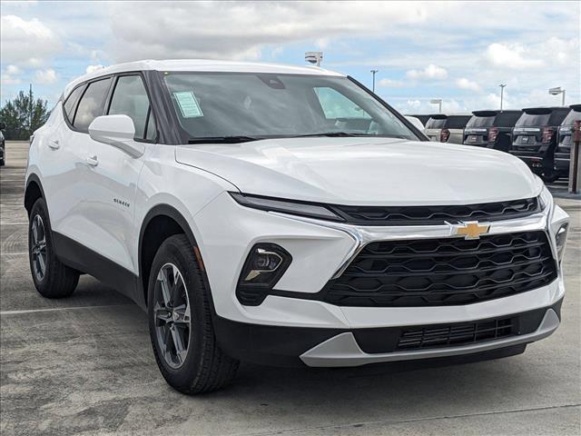 new 2025 Chevrolet Blazer car, priced at $32,879