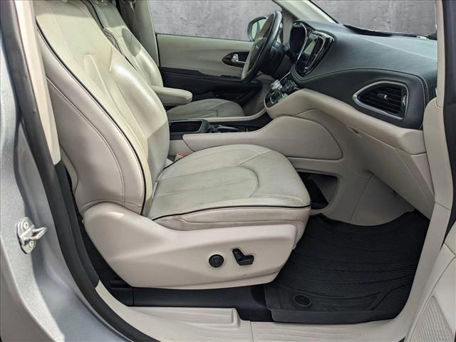 used 2021 Chrysler Pacifica Hybrid car, priced at $23,653