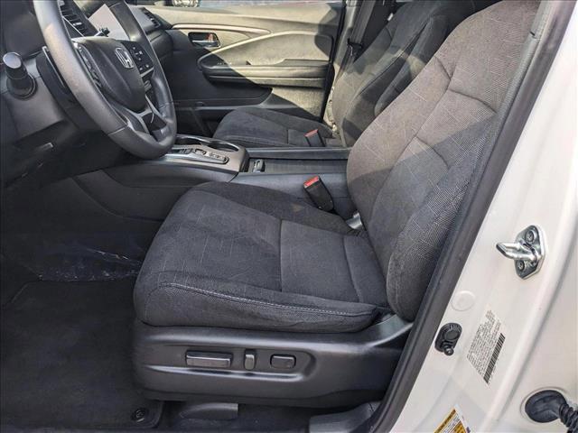 used 2022 Honda Pilot car, priced at $28,992