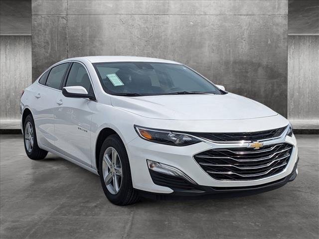 new 2024 Chevrolet Malibu car, priced at $18,740