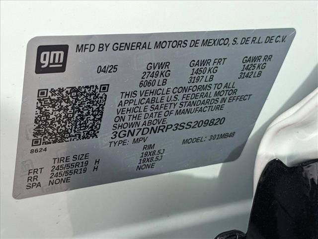 new 2025 Chevrolet Equinox EV car, priced at $39,590