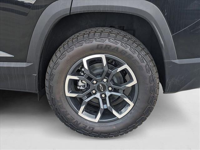 new 2026 Chevrolet Equinox car, priced at $30,285