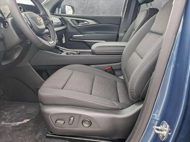 new 2025 Chevrolet Traverse car, priced at $40,223
