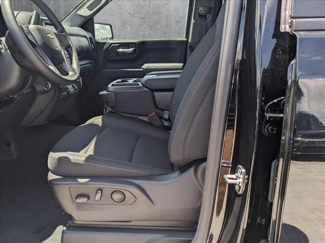 new 2025 Chevrolet Silverado 1500 car, priced at $42,020