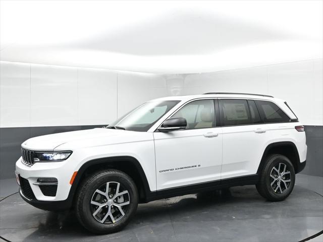 new 2025 Jeep Grand Cherokee car, priced at $47,215