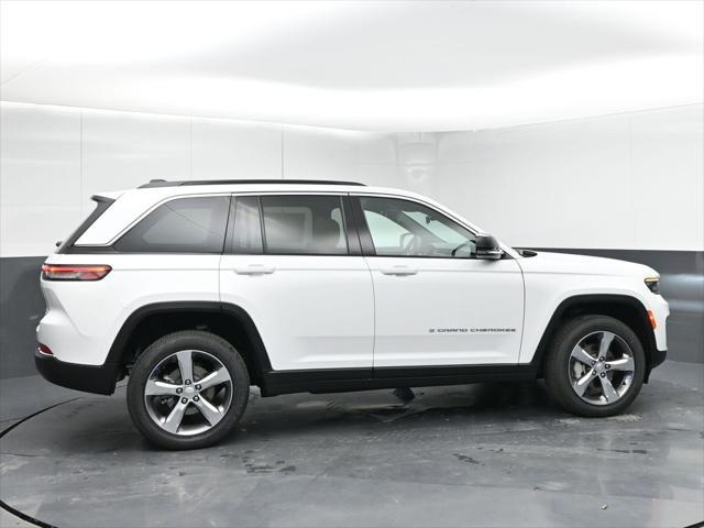 new 2025 Jeep Grand Cherokee car, priced at $50,835