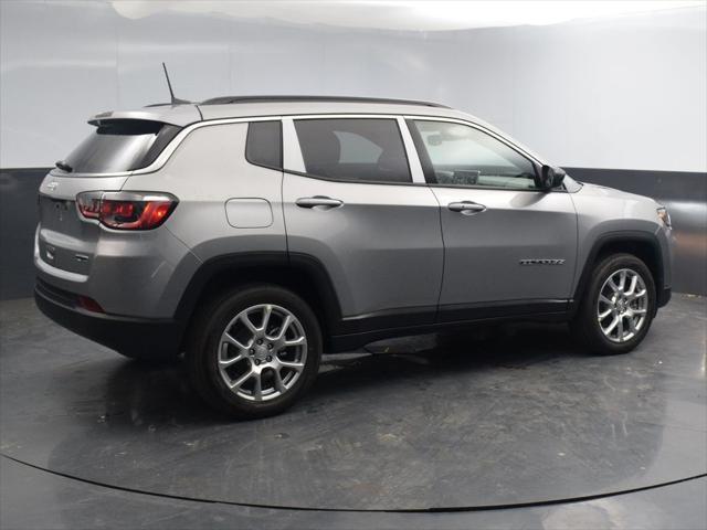 new 2023 Jeep Compass car, priced at $34,085