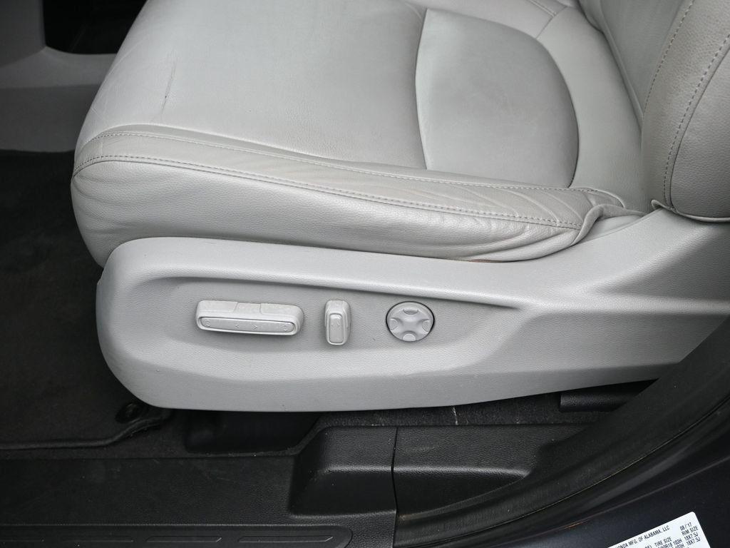 used 2018 Honda Odyssey car, priced at $18,741