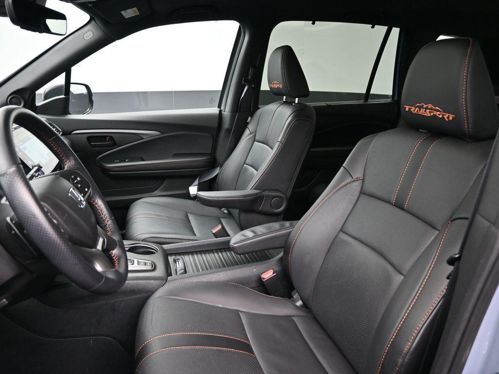 used 2023 Honda Passport car, priced at $32,403