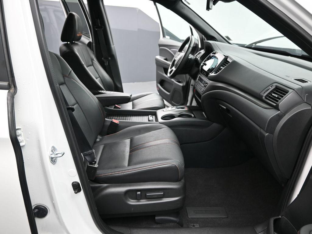 used 2023 Honda Passport car, priced at $31,647