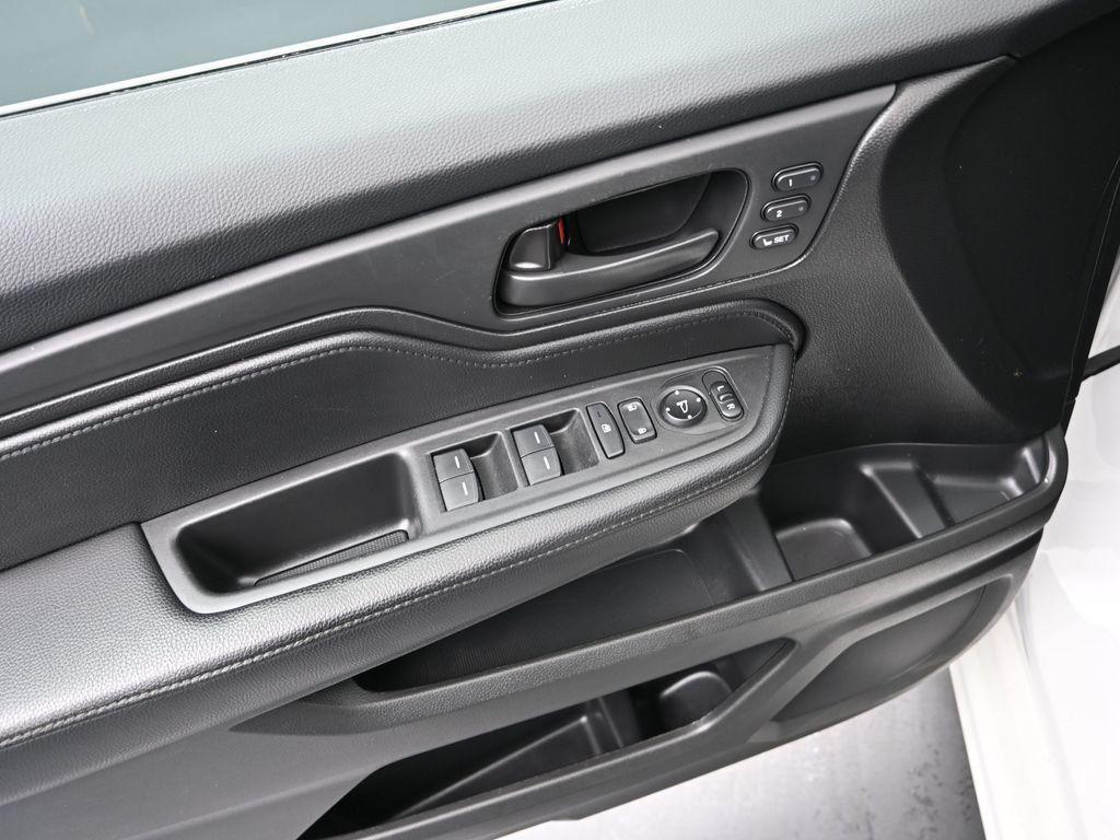 used 2023 Honda Odyssey car, priced at $33,601