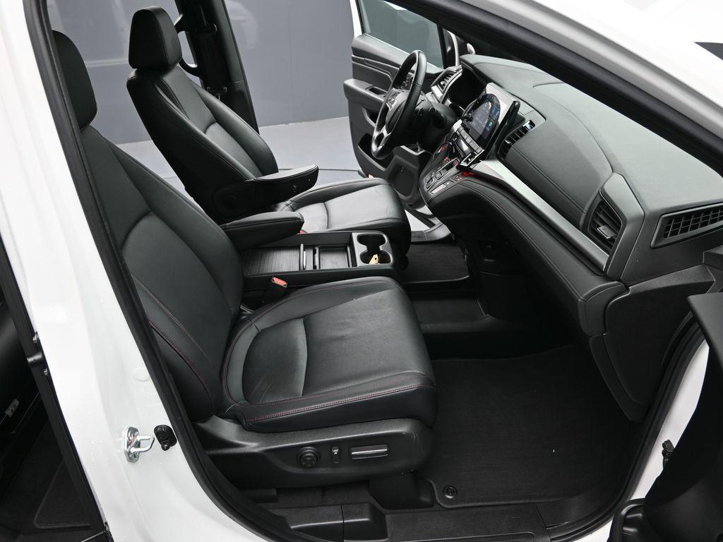 used 2023 Honda Odyssey car, priced at $33,601
