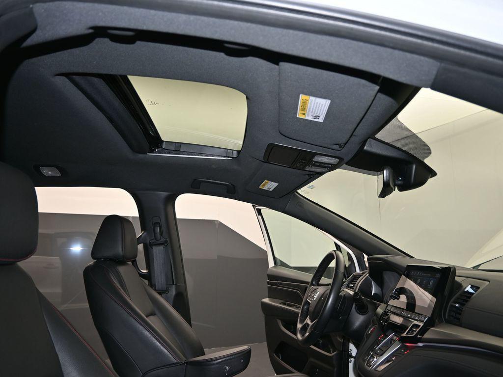 used 2023 Honda Odyssey car, priced at $33,601