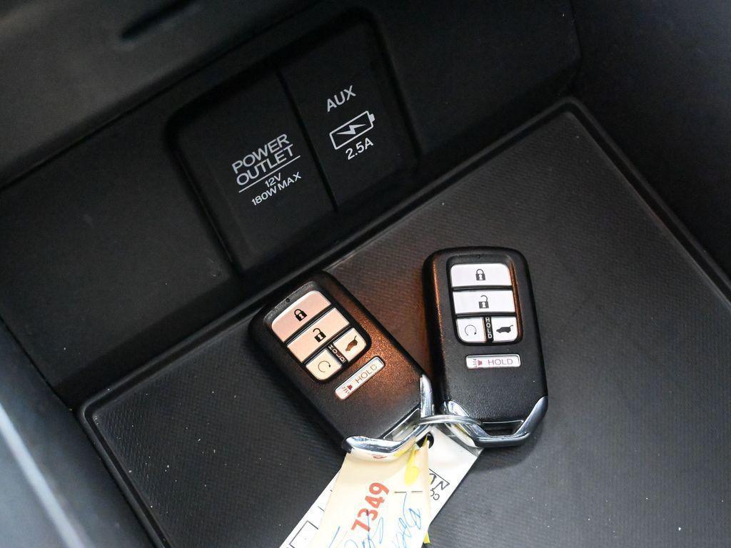 used 2022 Honda Passport car, priced at $33,349